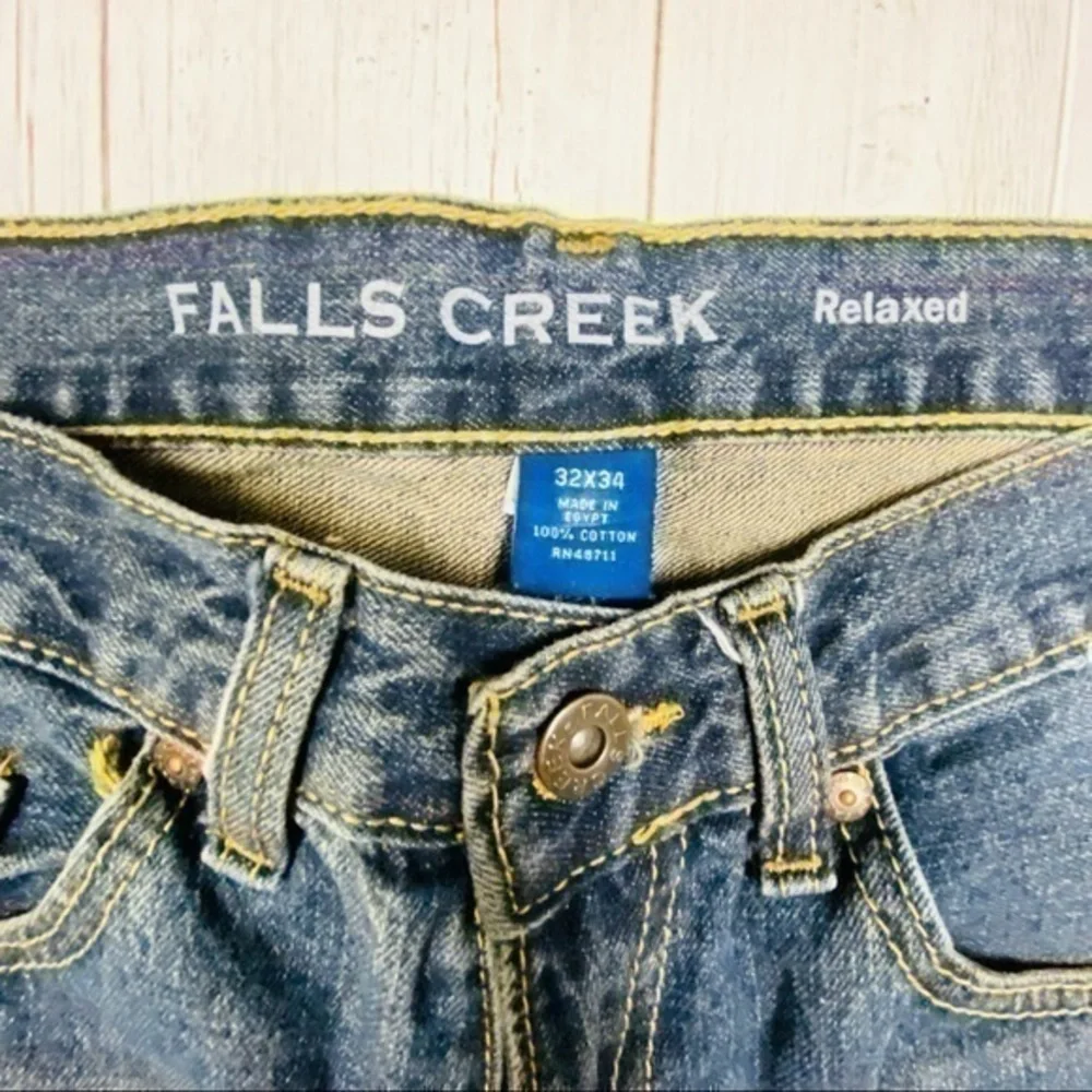 Falls Creek Men’s Blue Straight  Denim Jeans.